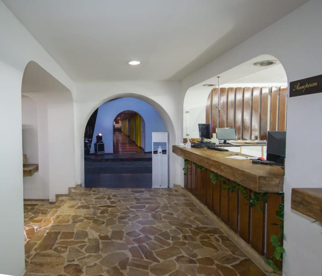 Hotel Bachue Girardot Extérieur photo