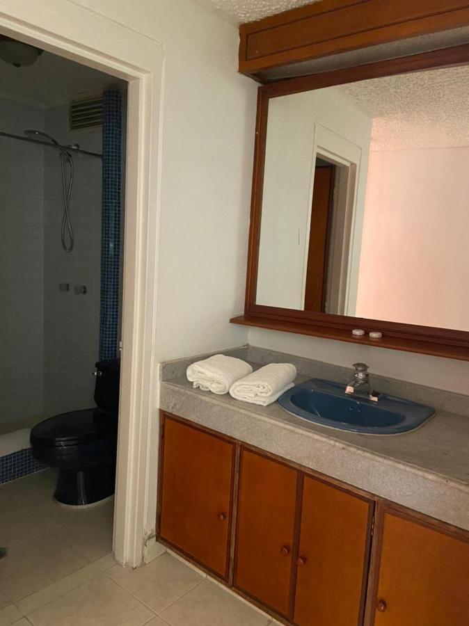Hotel Bachue Girardot Extérieur photo