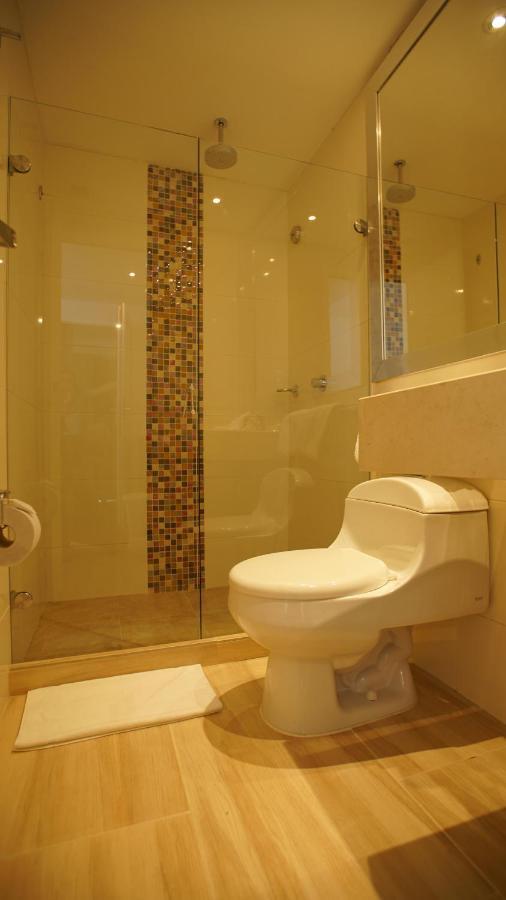 Hotel Bachue Girardot Extérieur photo