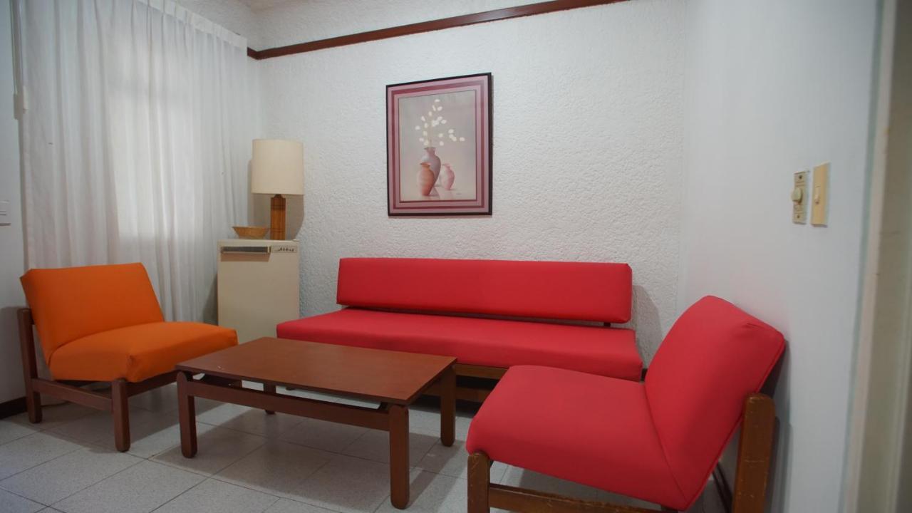 Hotel Bachue Girardot Extérieur photo