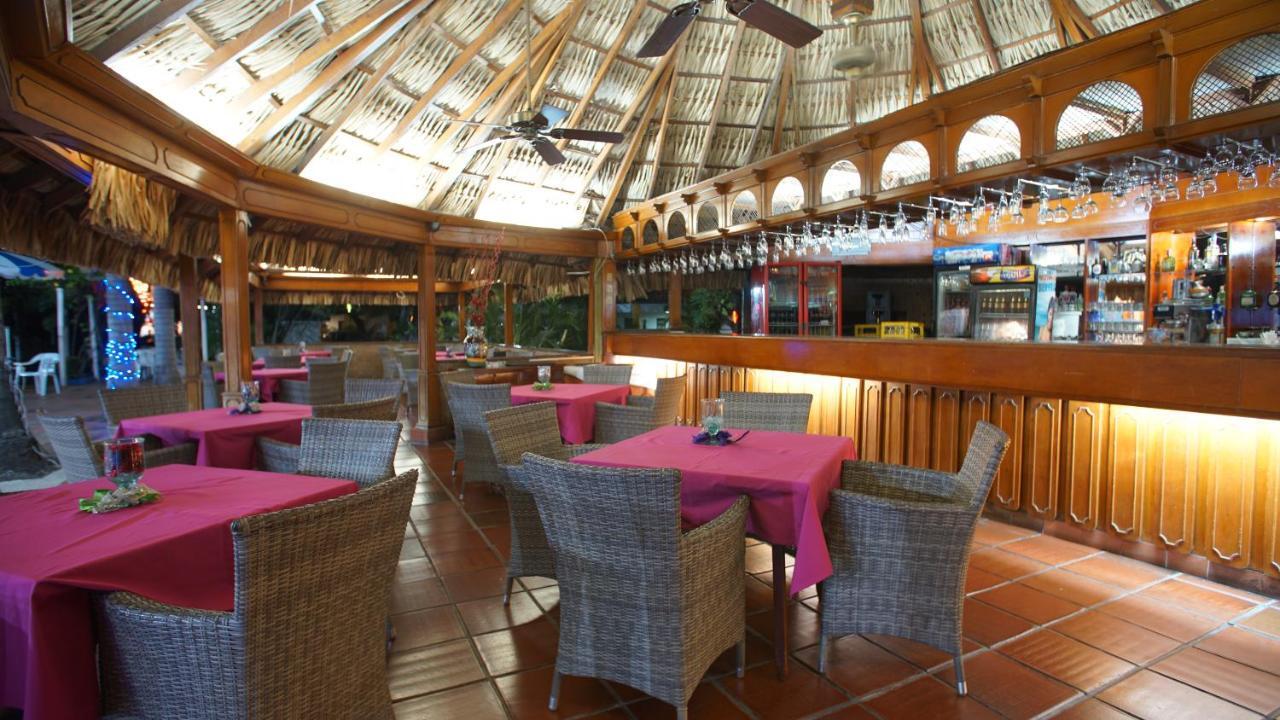 Hotel Bachue Girardot Extérieur photo