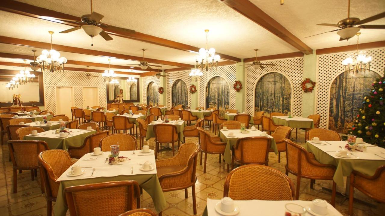 Hotel Bachue Girardot Extérieur photo